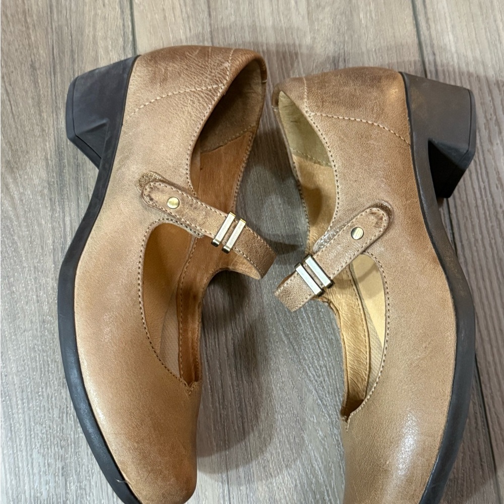 Dansko Callista size 38 - Picture 2 of 8